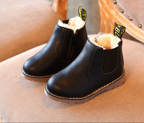 Minimal Chelsea Step Boot