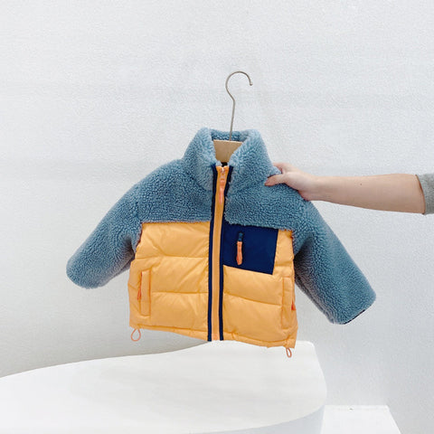 Colorful and Practical Fleece Jacket