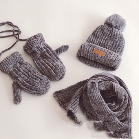 Ribbed Chenille Hat, Scarf and Gloves Set