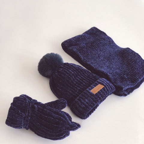 Ribbed Chenille Hat, Scarf and Gloves Set