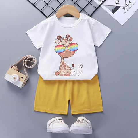 T-Shirt and Shorts Friendly Character Set