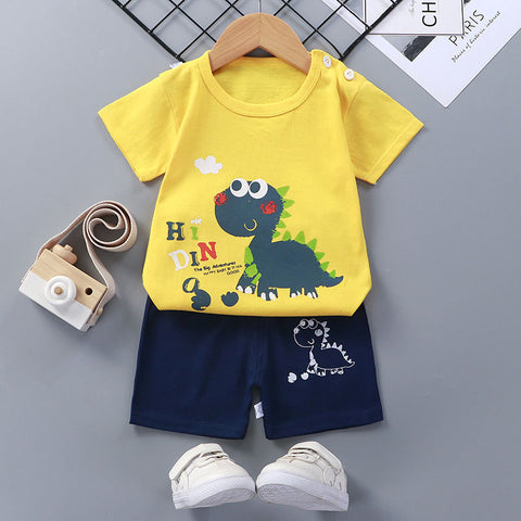T-Shirt and Shorts Friendly Character Set