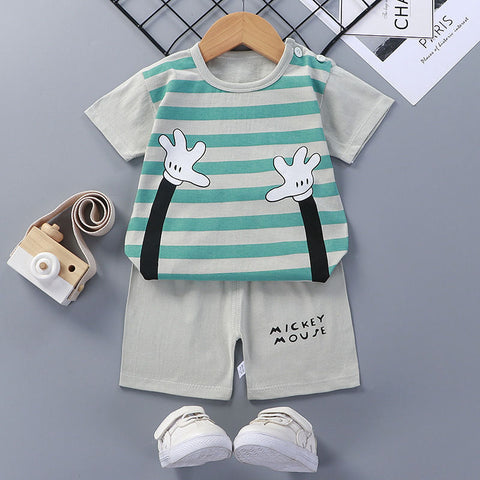 T-Shirt and Shorts Friendly Character Set
