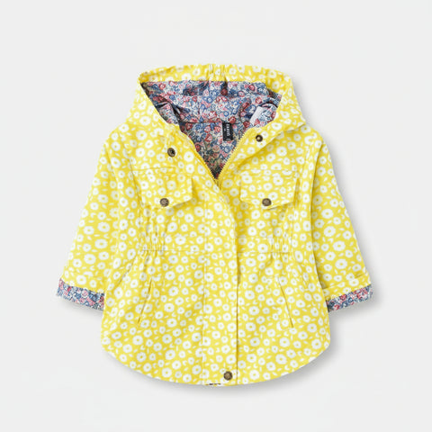 Colección de rompevientos con capucha de colores