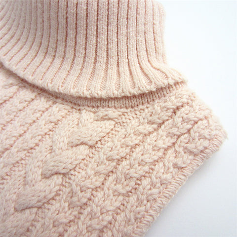 Warm ribbed knit neck warmer with braided texture