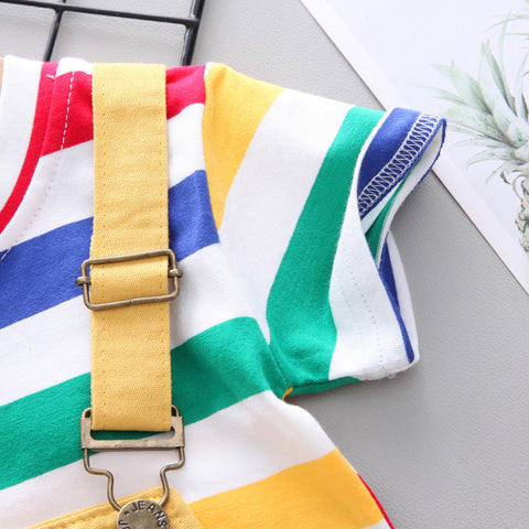 تيشيرت مخطط بألوان قوس قزح وطقم ملابس عمل مطبوع عليه دب