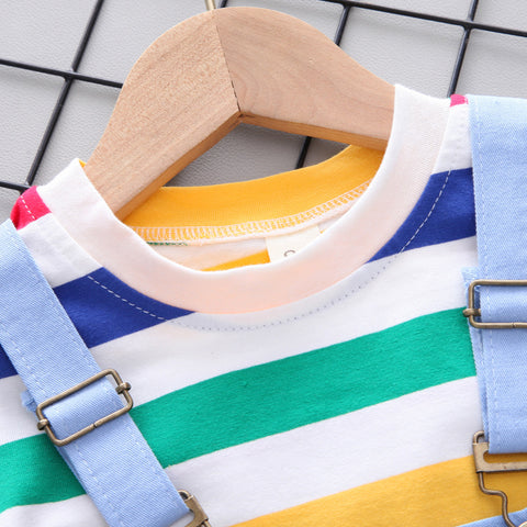 تيشيرت مخطط بألوان قوس قزح وطقم ملابس عمل مطبوع عليه دب