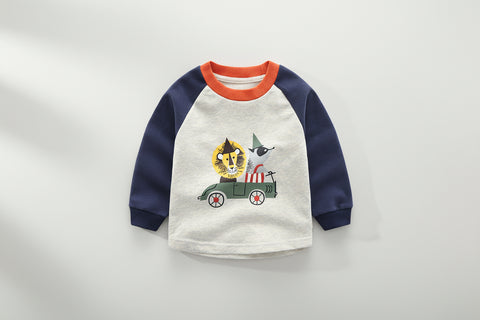 كنزة قطنية بطبعة سيارات مرحة