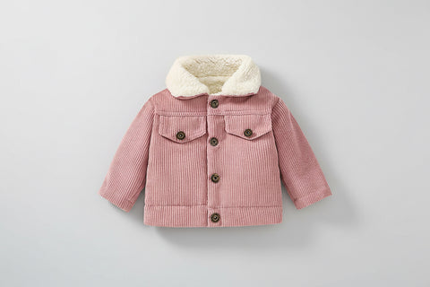 Topel odebeljen žametni plašč