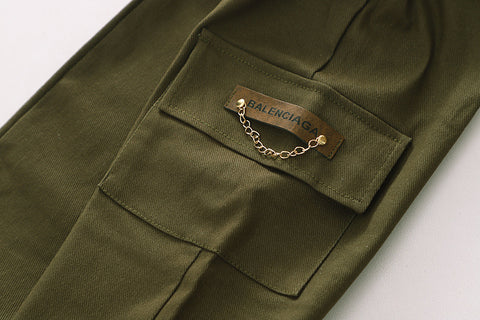 Completo con top in morbido cotone con stampa di dinosauri e pantaloni con elastico in vita