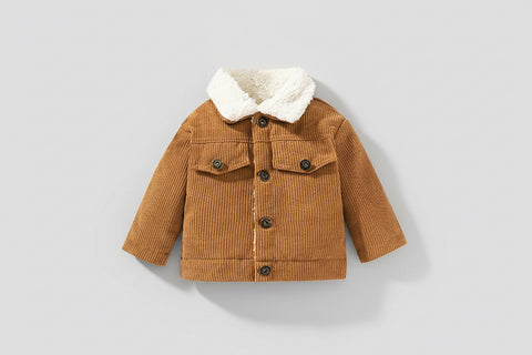 Topel odebeljen žametni plašč