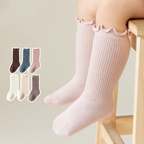 Soft Knit Ruffle Trim Socks