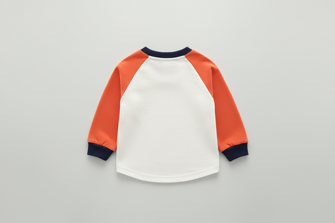 كنزة قطنية بطبعة سيارات مرحة