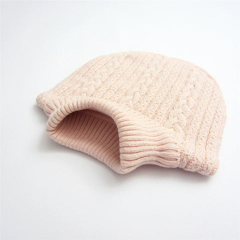 Warm ribbed knit neck warmer with braided texture